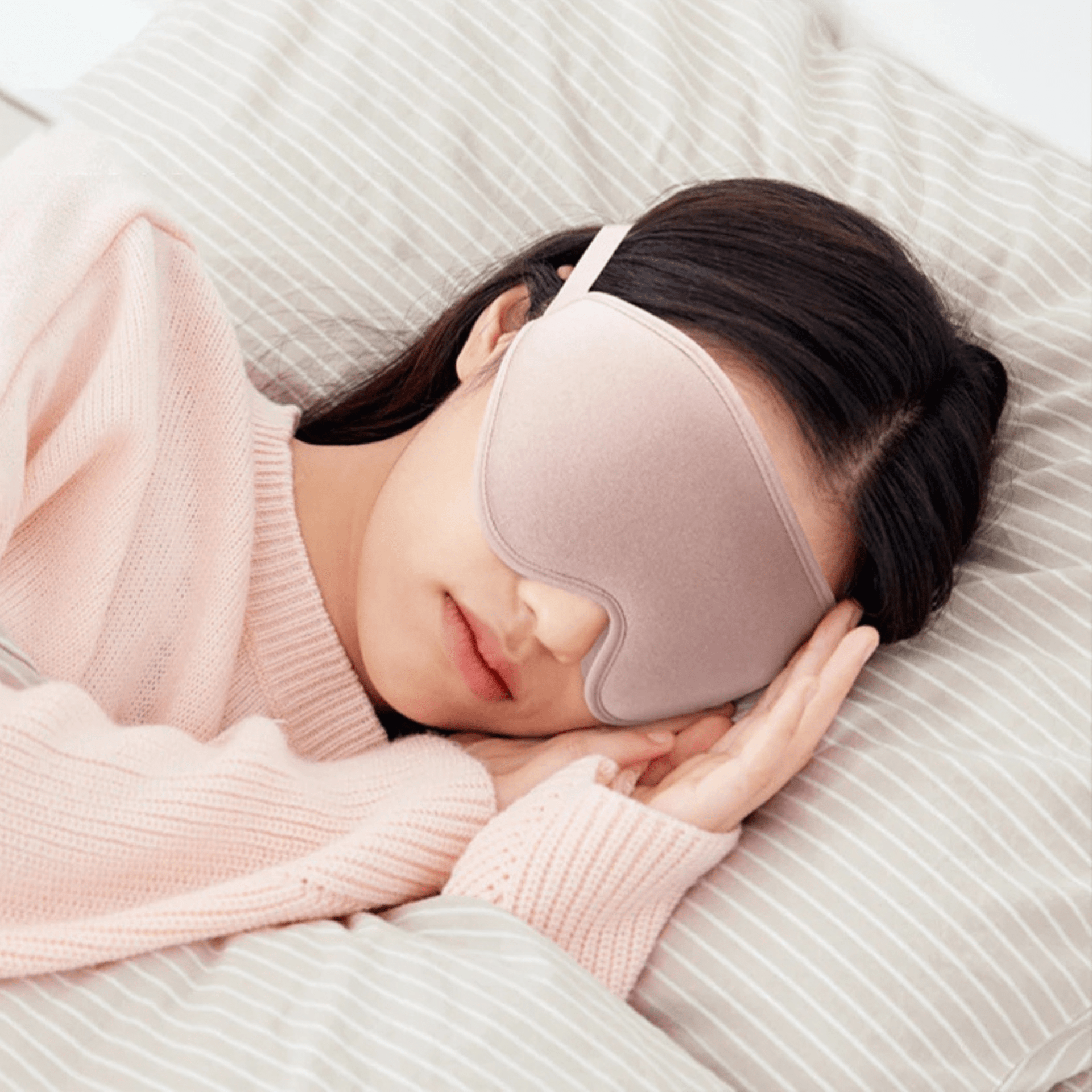 Adjustable Light Blocking Mask For Side Sleepers