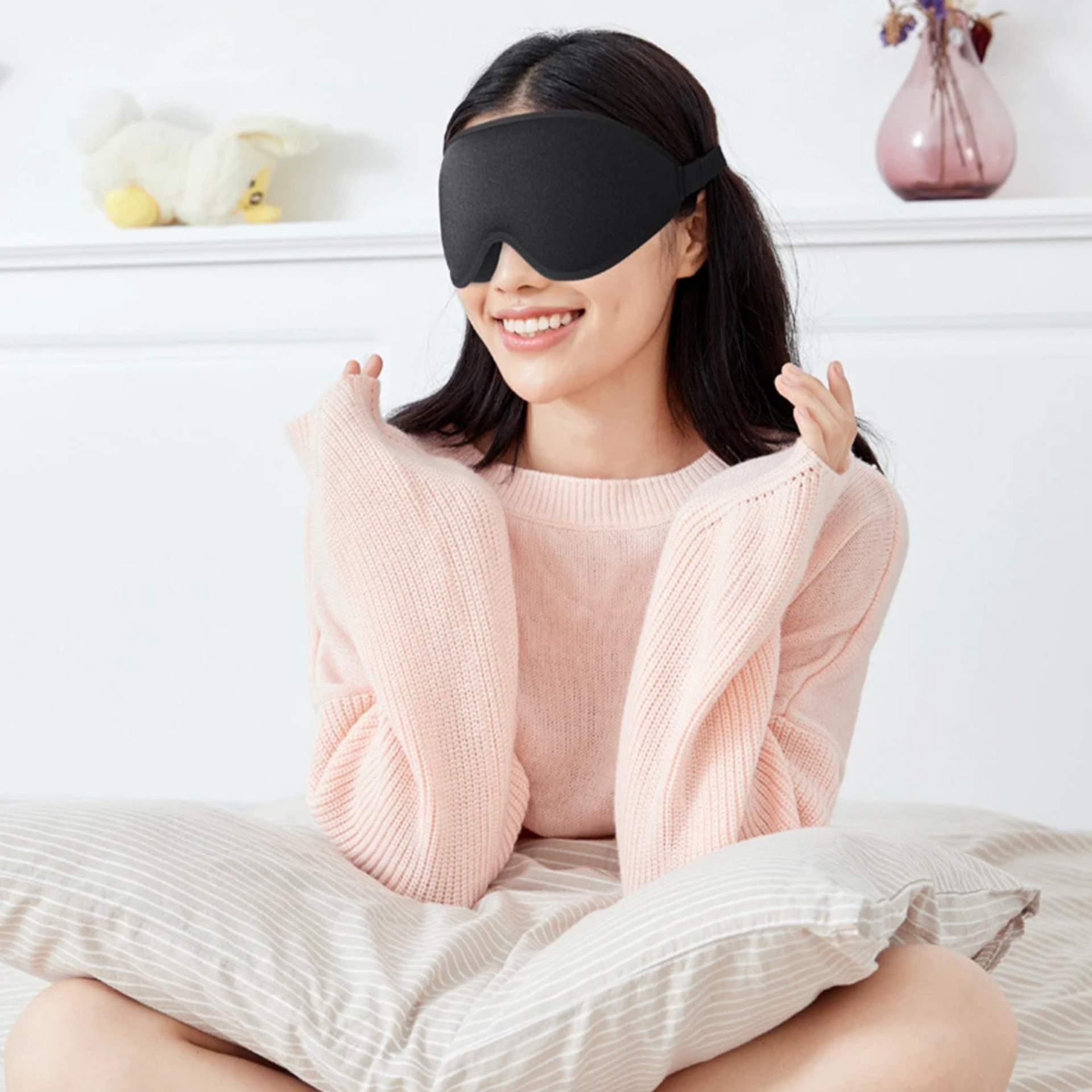 Adjustable Light Blocking Mask For Side Sleepers