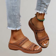 Women's Platform Sandals with Contoured Footbed and Adjustable Straps for Summer